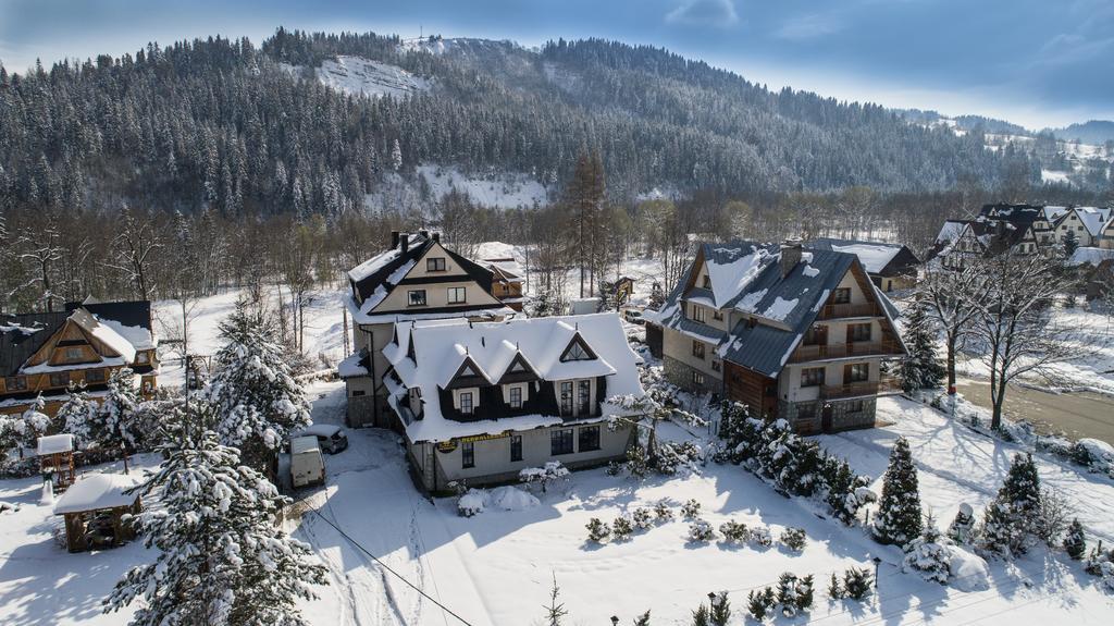 Gosciniec I Herbaciarnia Pod Zlota Lyzwa Bialka Tatrzanska Exterior foto